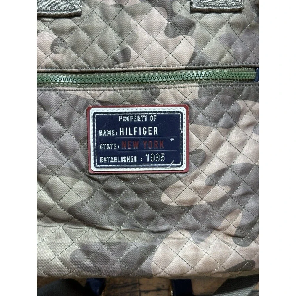 RARE - Tommy Hilfiger Alva Quilted Backpack in Army Green… Outdoor Camo Travel